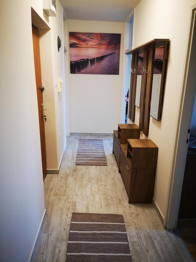 Apartman Petrovic City Center Trogir Bagian luar foto
